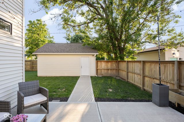 806 N Beville Avenue, Indianapolis, IN 46201