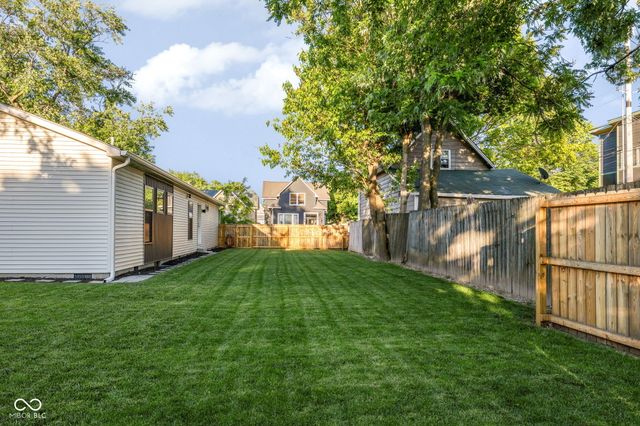 806 N Beville Avenue, Indianapolis, IN 46201