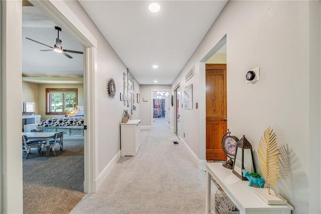 2323 S Crenshaw Road, Independence, MO 64057