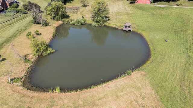 2323 S Crenshaw Road, Independence, MO 64057
