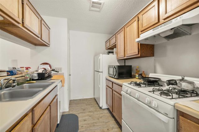515 Sierra CV, Round Rock, TX 78664