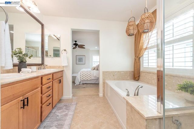 2527 Coldstream Way, Hayward, CA 94545