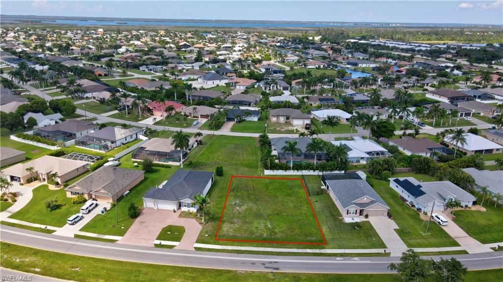 Image 2 of property listing at 2536 Surfside BLVD, Cape Coral, FL 33914