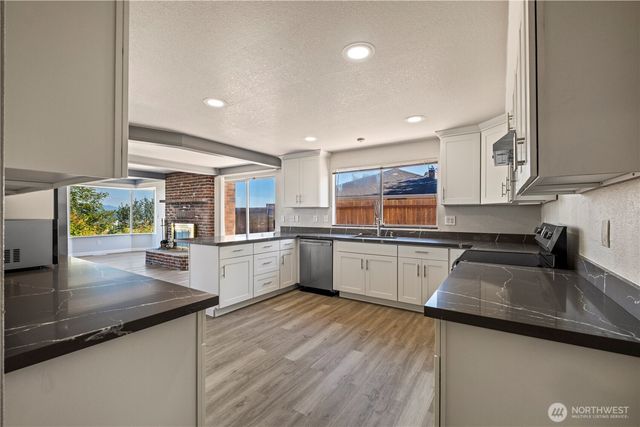 20916 Military Road S, Seatac, WA 98198