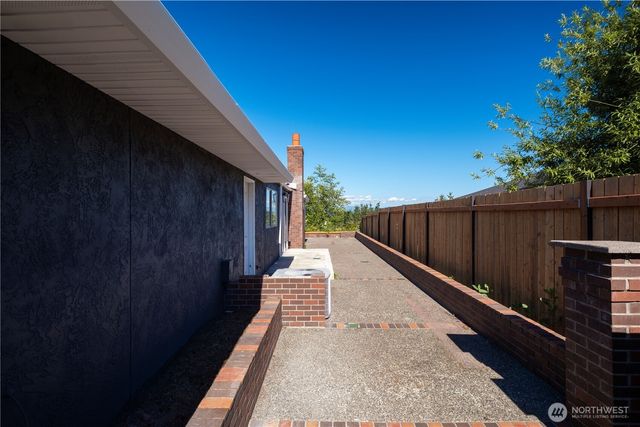 20916 Military Road S, Seatac, WA 98198
