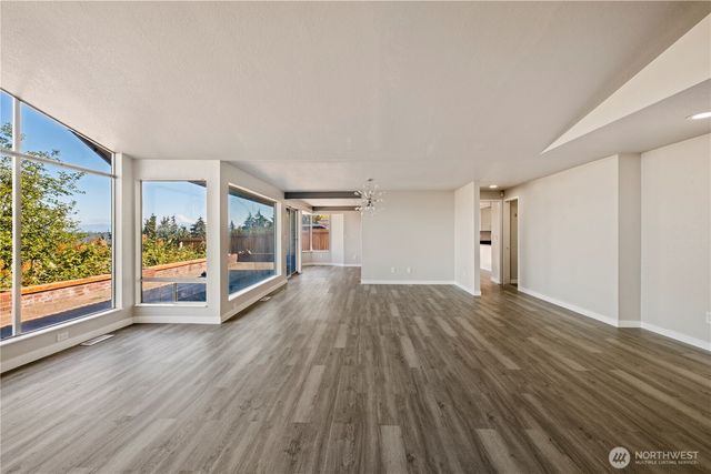 20916 Military Road S, Seatac, WA 98198