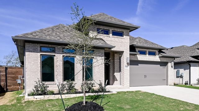 313 Foxfire CV, Lockhart, TX 78644