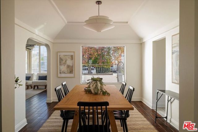 2207 Alsace Avenue, Los Angeles, CA 90016