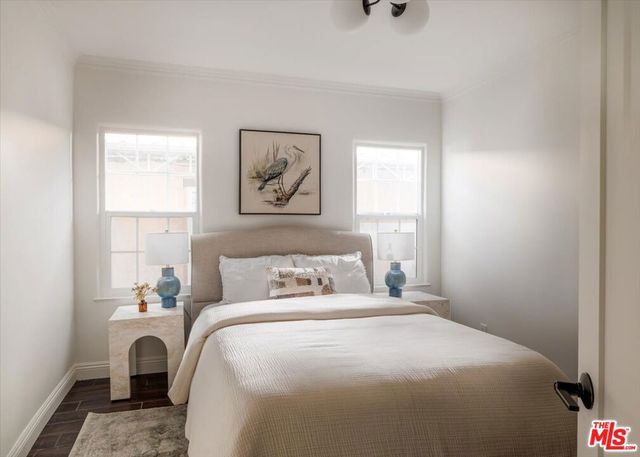 2207 Alsace Avenue, Los Angeles, CA 90016