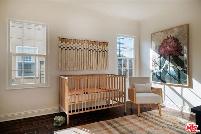 2207 Alsace Avenue, Los Angeles, CA 90016