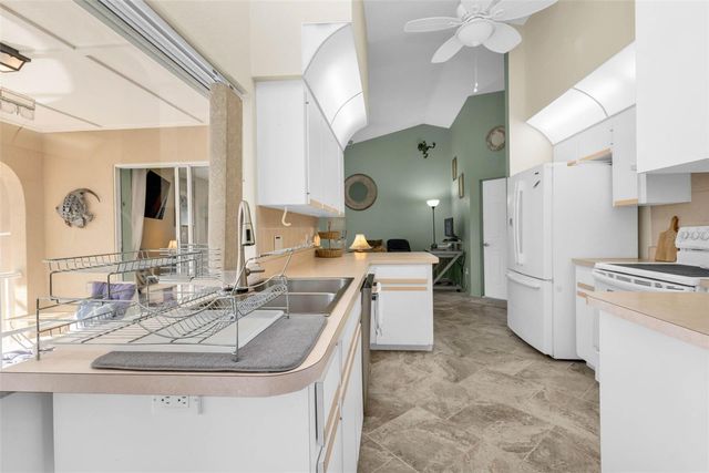 4072 MICHEL TREE ST, Port Charlotte, FL 33948