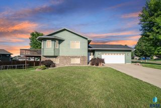 8000 W Eli Ct, Sioux Falls, SD 57106