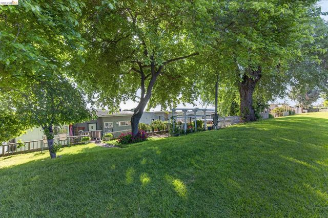5014 Sandmound Blvd, Oakley, CA 94561