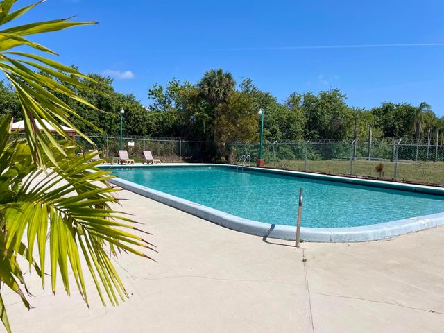 30 CROSSINGS Circle A, Boynton Beach, FL 33435