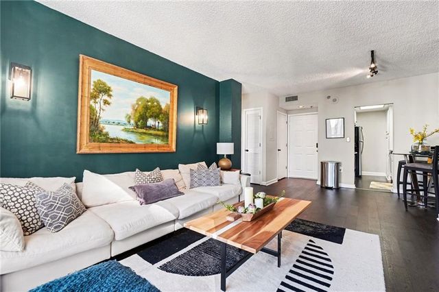 1280 W Peachtree NW Street 1513, Atlanta, GA 30309