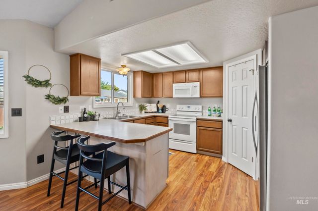 214 E Screech Owl Dr., Kuna, ID 83634