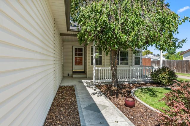 214 E Screech Owl Dr., Kuna, ID 83634