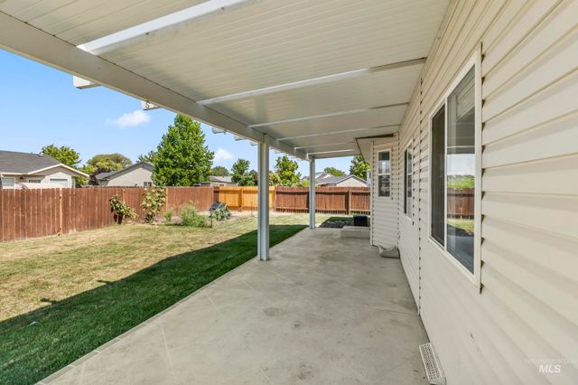 214 E Screech Owl Dr., Kuna, ID 83634