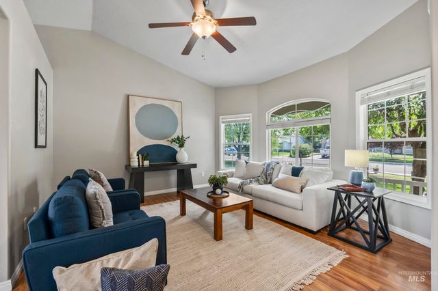 214 E Screech Owl Dr., Kuna, ID 83634