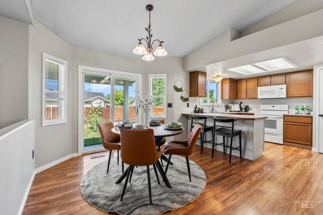 214 E Screech Owl Dr., Kuna, ID 83634