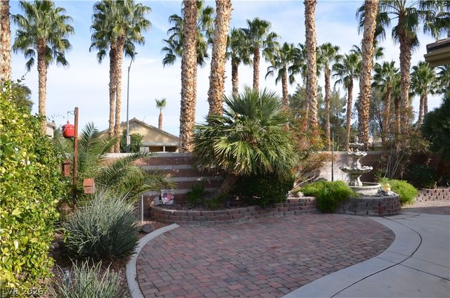 8056 Langfield Falls Street, North Las Vegas, NV 89085