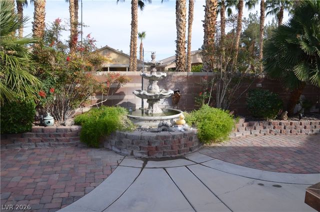 8056 Langfield Falls Street, North Las Vegas, NV 89085