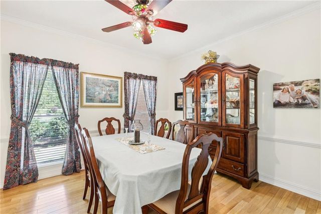 318 Dogwood Trace, Mcdonough, GA 30252