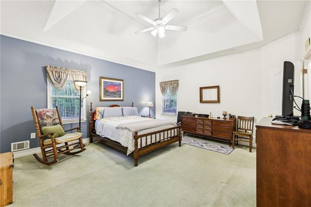 318 Dogwood Trace, Mcdonough, GA 30252