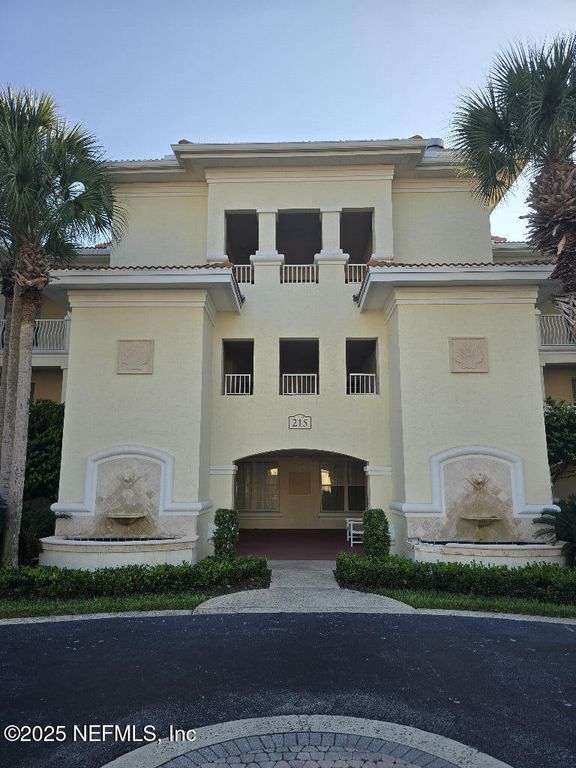 215 S OCEAN GRANDE Drive, 302, Ponte Vedra Beach, FL 32082