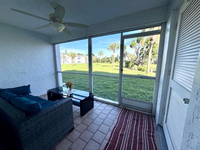 2828 Casita Way 105-C, Delray Beach, FL 33445