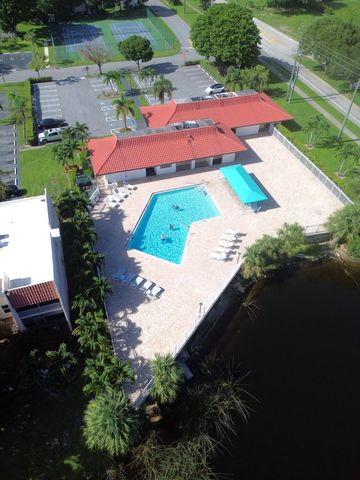 2828 Casita Way 105-C, Delray Beach, FL 33445