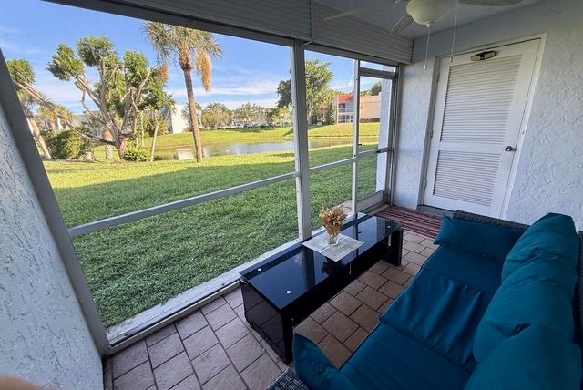 2828 Casita Way 105-C, Delray Beach, FL 33445