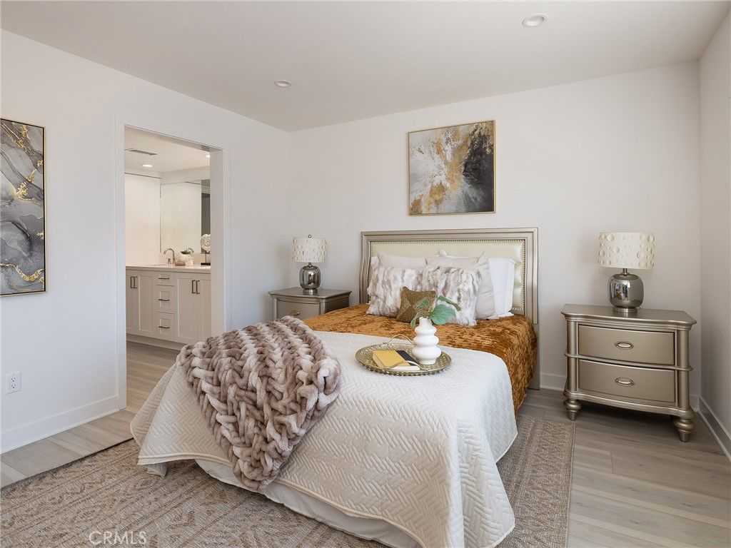 Image 11 of property listing at 121 E 223rd Street 3, Carson, CA 90745