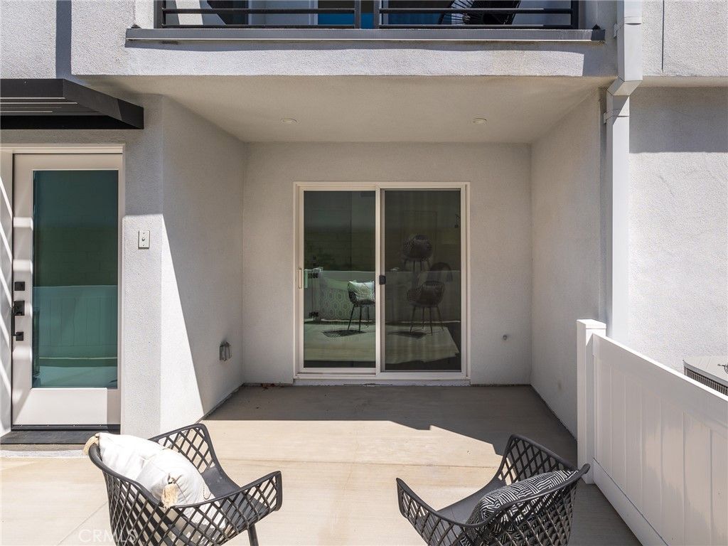 Image 19 of property listing at 121 E 223rd Street 3, Carson, CA 90745