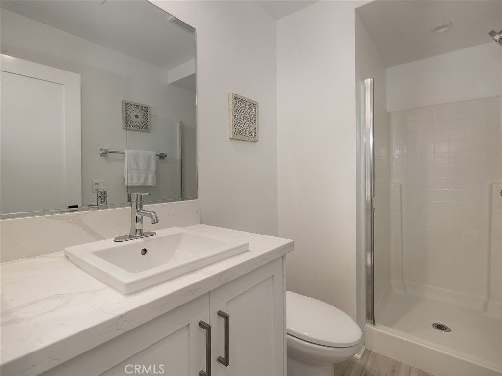 Image 9 of property listing at 121 E 223rd Street 3, Carson, CA 90745