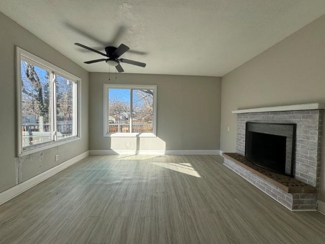 2604 S Northern Boulevard, Independence, MO 64052