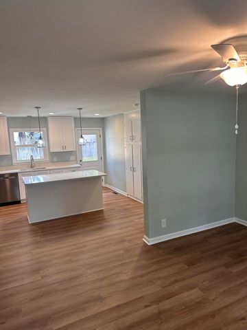 1038 Harbor View Road, Charleston, SC 29412