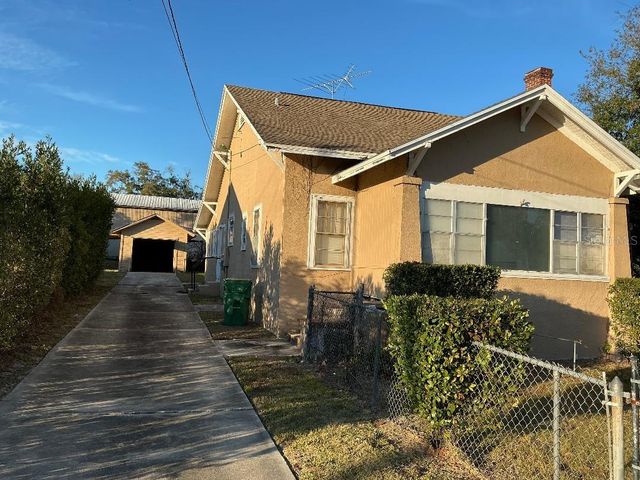 419 W WISCONSIN AVENUE, Deland, FL 32720