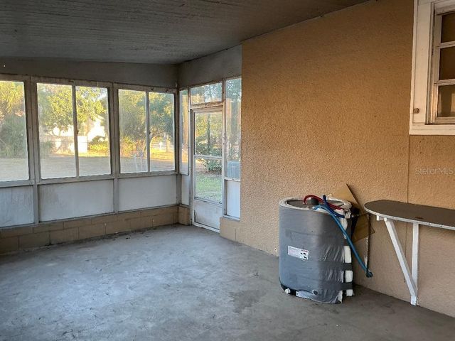 419 W WISCONSIN AVENUE, Deland, FL 32720