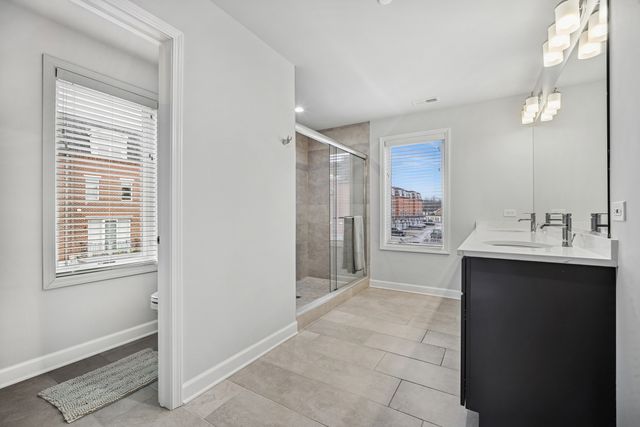 1251 Gateway Court, Northbrook, IL 60062