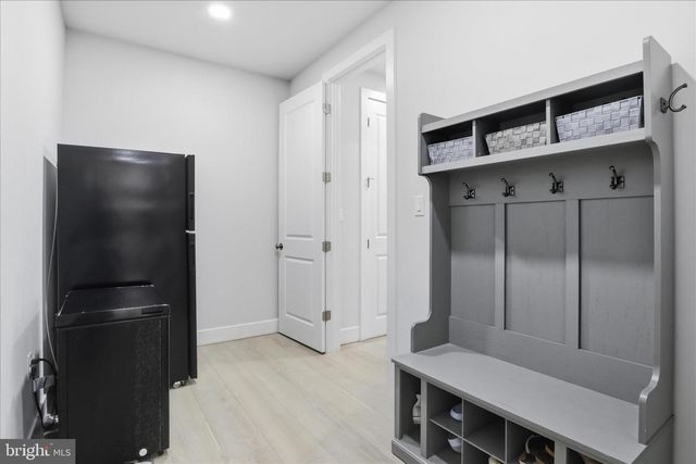 22773 ORCHARD GROVE DR, Ashburn, VA 20148