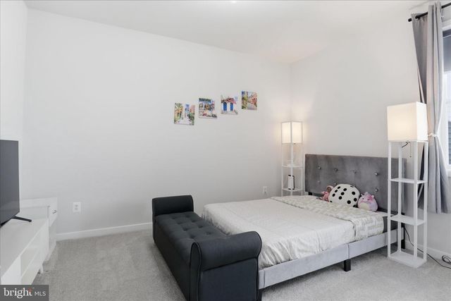 22773 ORCHARD GROVE DR, Ashburn, VA 20148