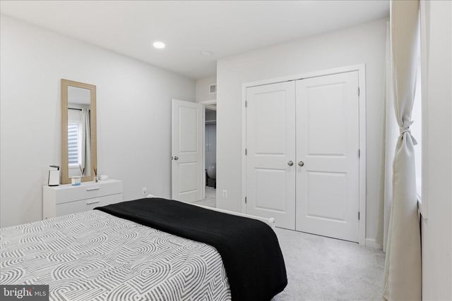 22773 ORCHARD GROVE DR, Ashburn, VA 20148