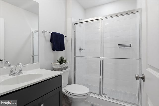 22773 ORCHARD GROVE DR, Ashburn, VA 20148
