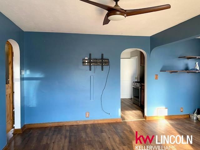 2625 S 13 Street, Lincoln, NE 68502