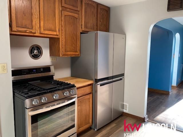 2625 S 13 Street, Lincoln, NE 68502