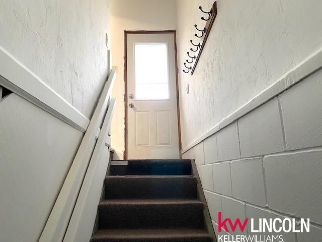 2625 S 13 Street, Lincoln, NE 68502