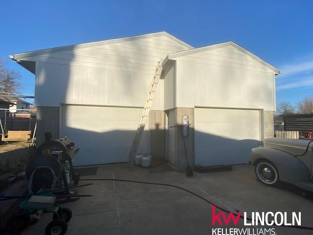 2625 S 13 Street, Lincoln, NE 68502