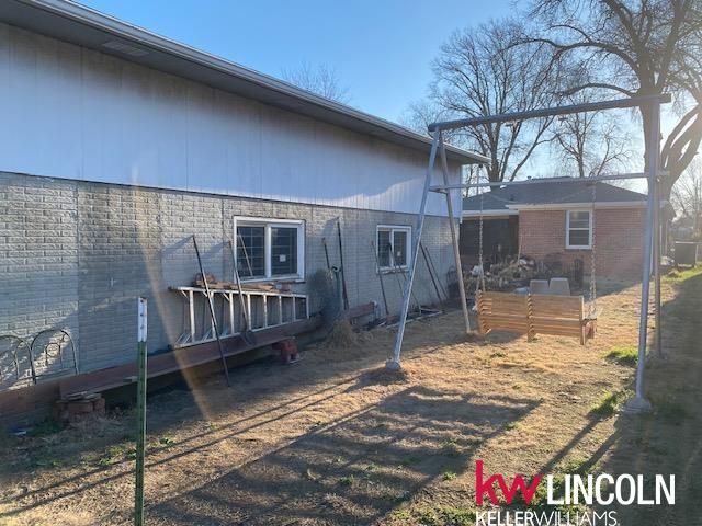 2625 S 13 Street, Lincoln, NE 68502