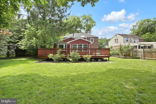 1302 CHATHAM RD, Camp Hill, PA 17011